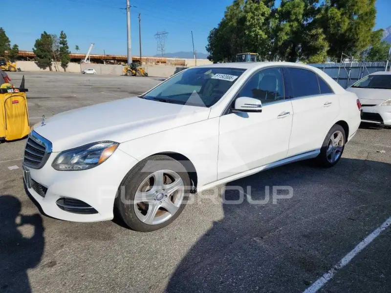 2015 Mercedes Benz E-Class фото