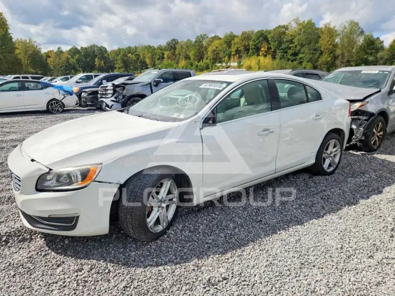2015 Volvo S60 фото