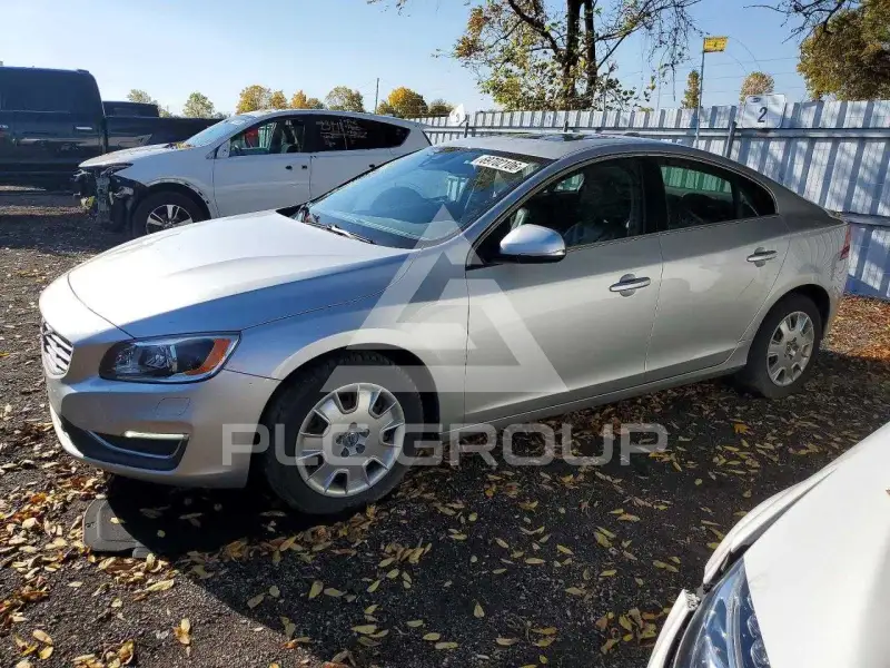 2015 Volvo S60 фото
