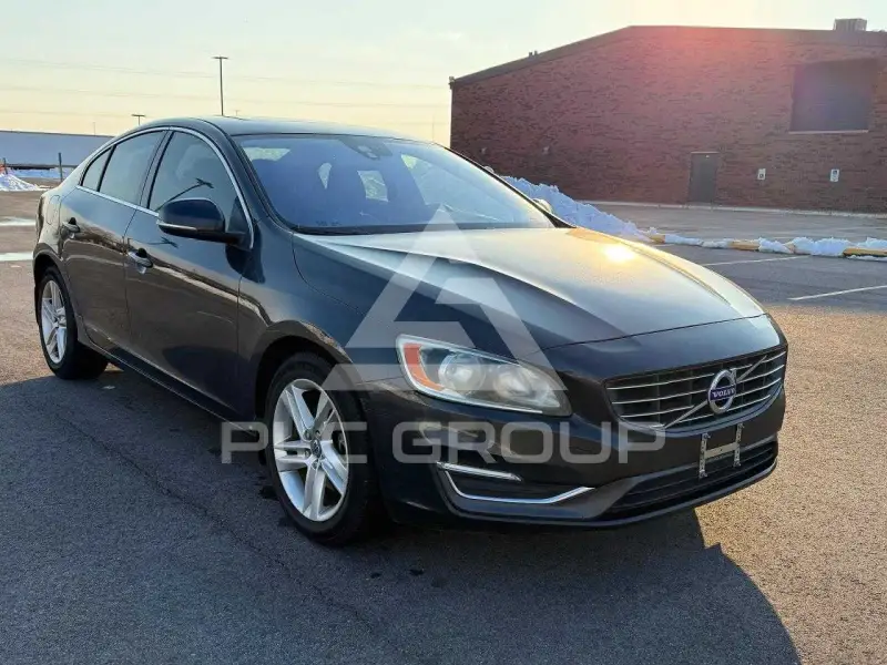 2015 Volvo S60 photo
