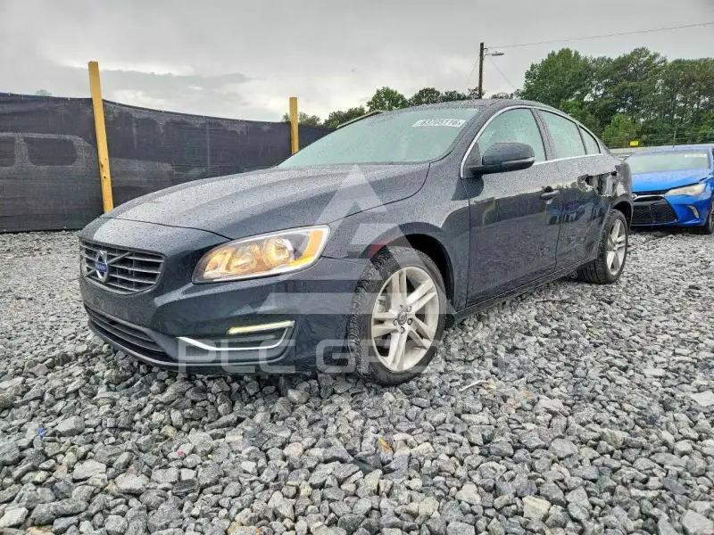 2015 Volvo S60 фото