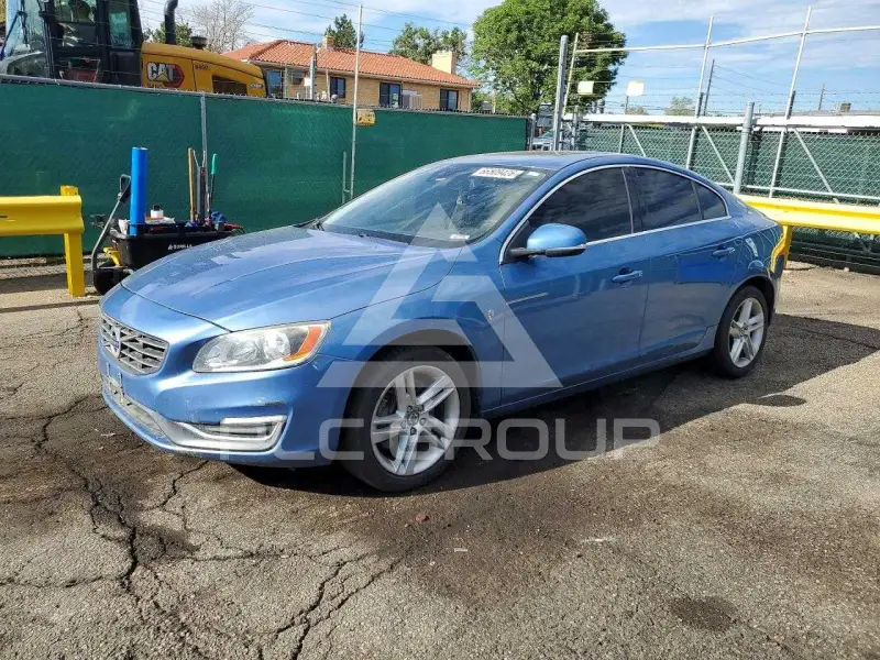 2015 Volvo S60 фото