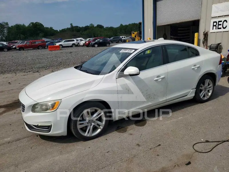 2015 Volvo S60 photo