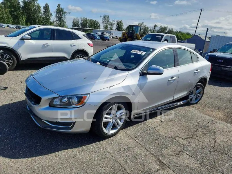2015 Volvo S60 фото