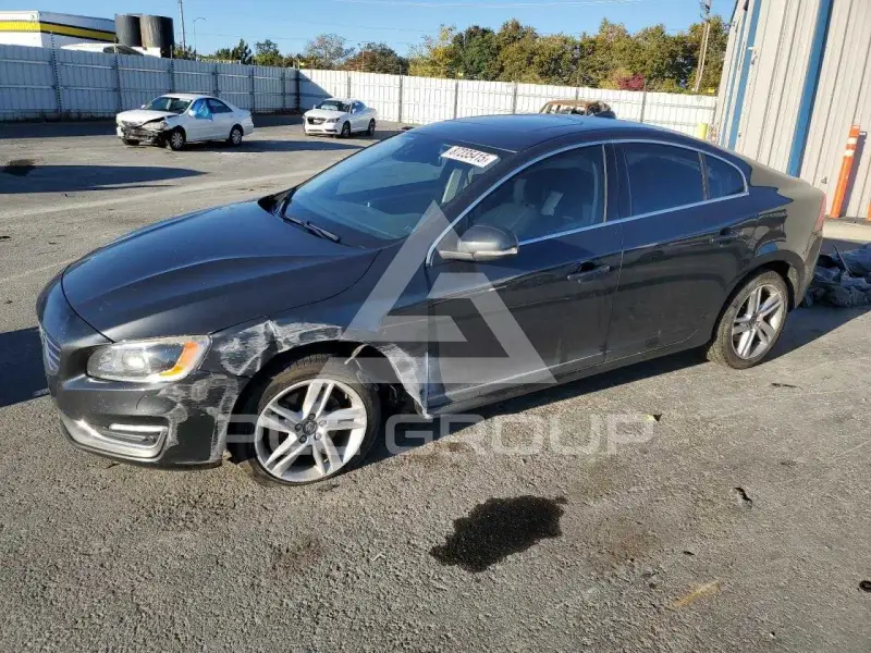 2015 Volvo S60 фото