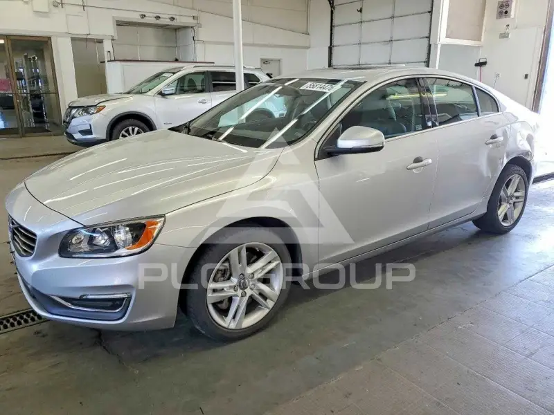 2015 Volvo S60 photo