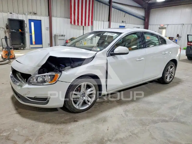 2015 Volvo S60 фото