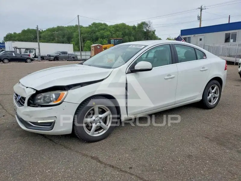 2015 Volvo S60 фото