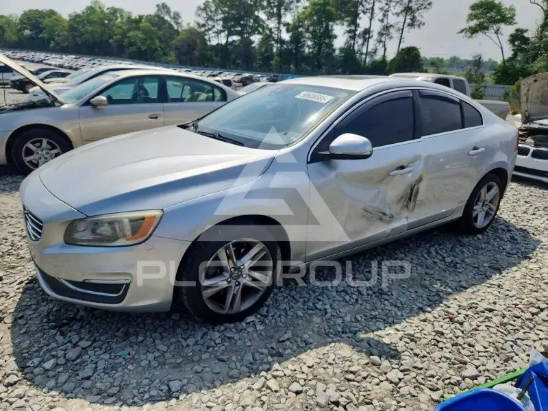 2015 Volvo S60 фото
