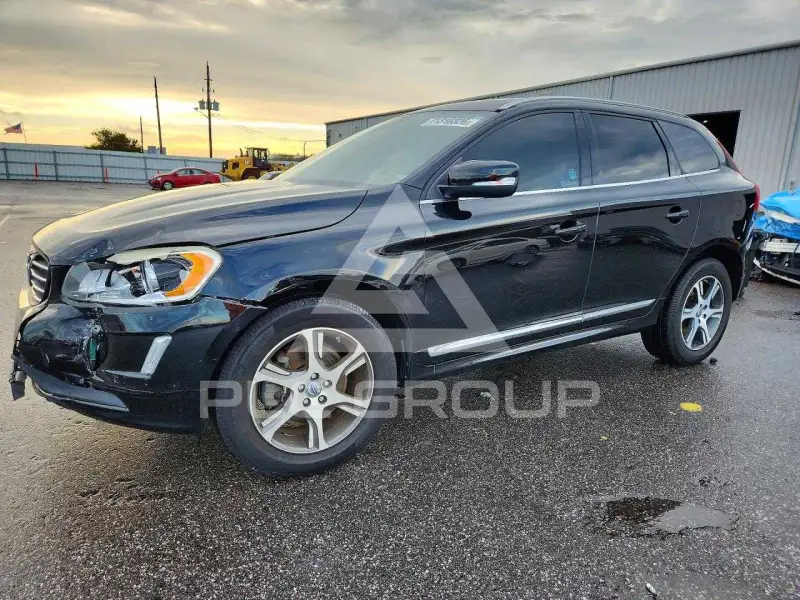 2015 Volvo XC60 photo