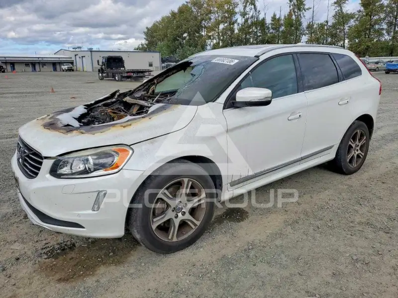 2015 Volvo XC60 фото