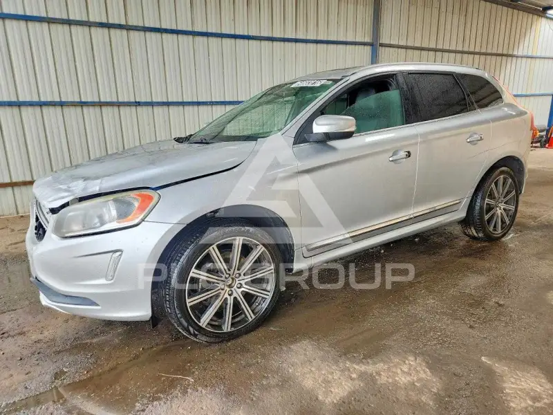 2015 Volvo XC60 фото