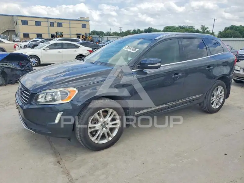 2015 Volvo XC60 photo