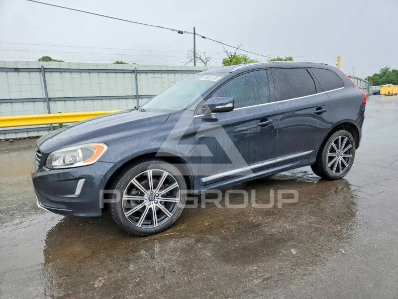 2015 Volvo XC60 фото