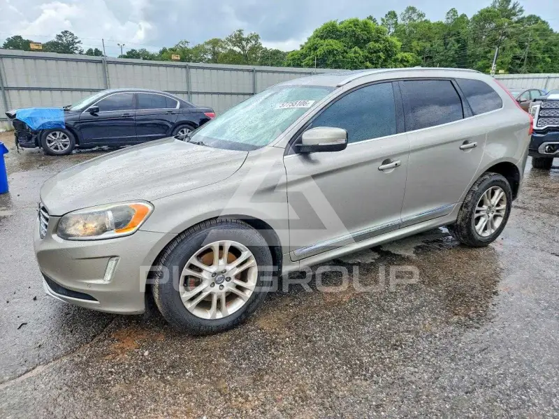 2015 Volvo XC60 фото