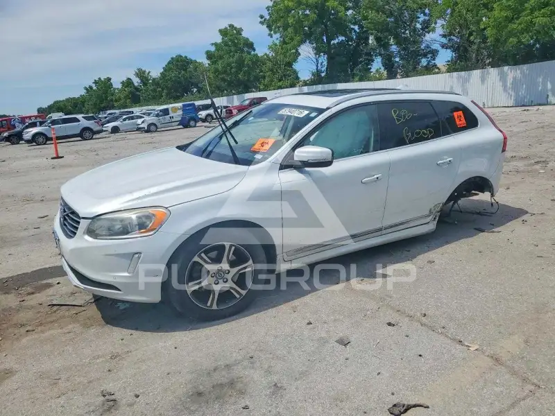 2015 Volvo XC60 фото