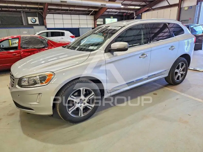 2015 Volvo XC60 фото