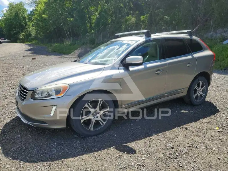 2015 Volvo XC60 фото