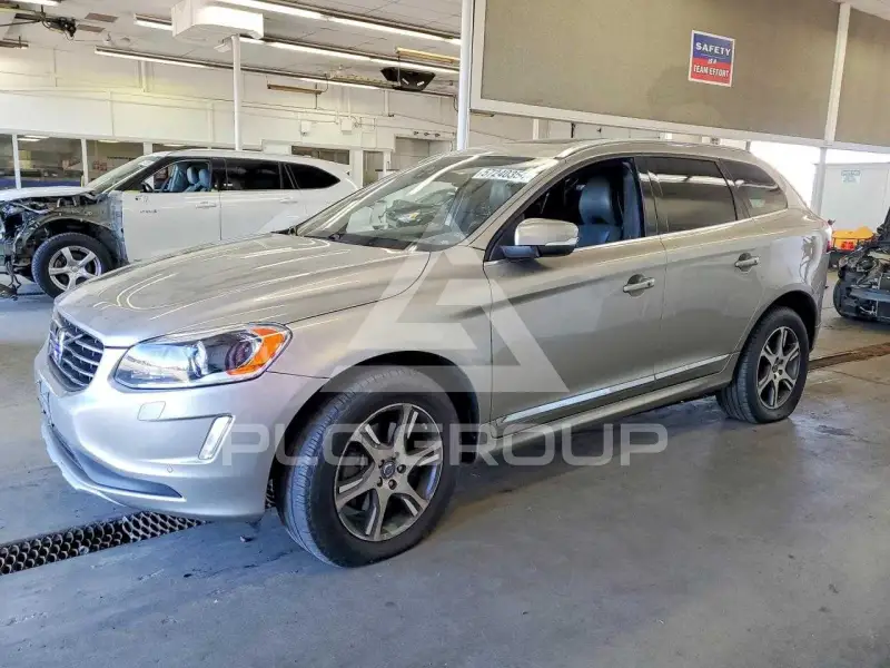2015 Volvo XC60 photo