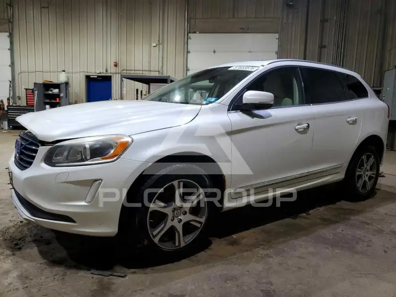 2015 Volvo XC60 фото