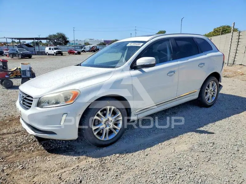 2015 Volvo XC60 фото