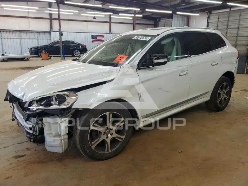 2015 Volvo XC60 photo