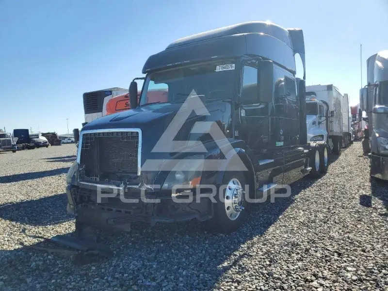 2015 Volvo VNL фото