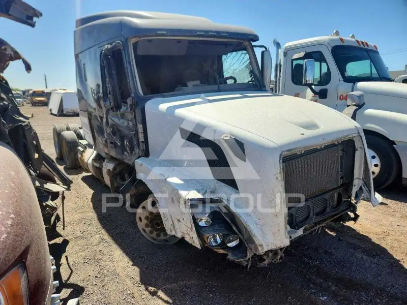 2015 Volvo VNL фото