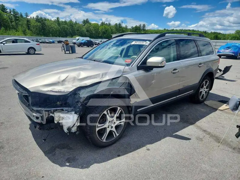 2015 Volvo XC70 photo