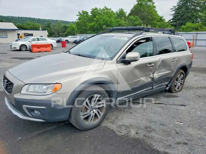 2015 Volvo XC70 фото