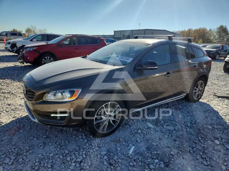 2015 Volvo V60 фото