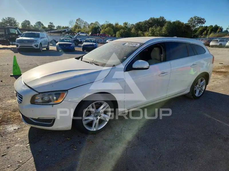 2015 Volvo V60 photo