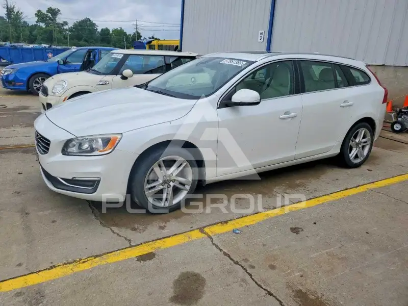 2015 Volvo V60 фото