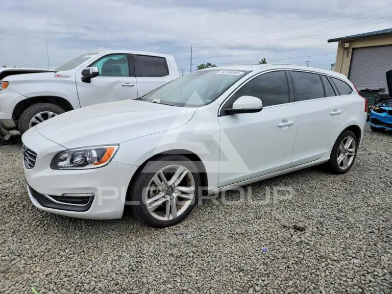 2015 Volvo V60 фото
