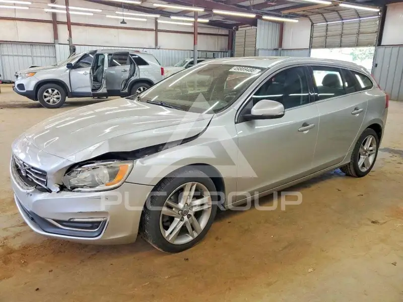 2015 Volvo V60 фото