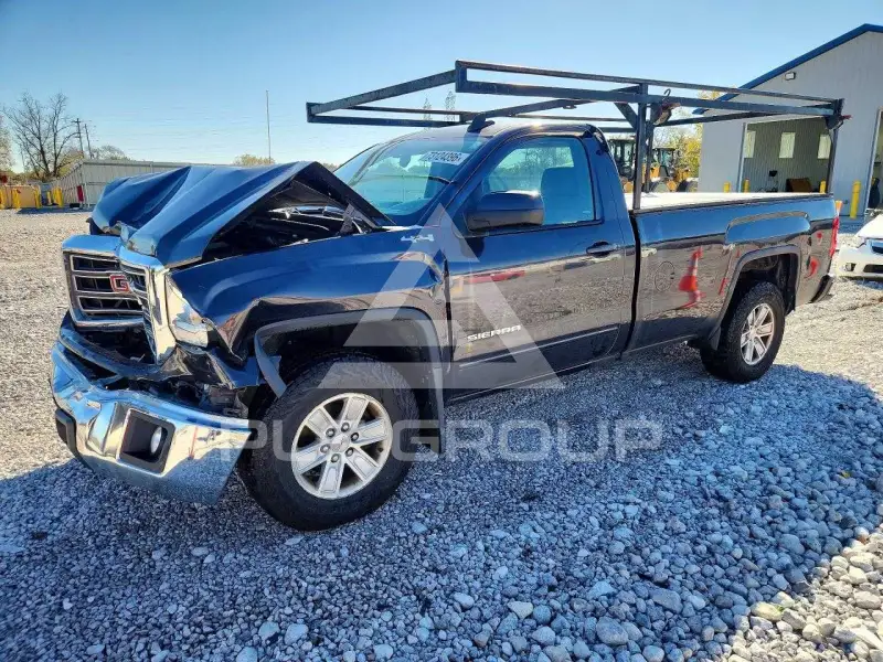 2015 GMC Sierra photo