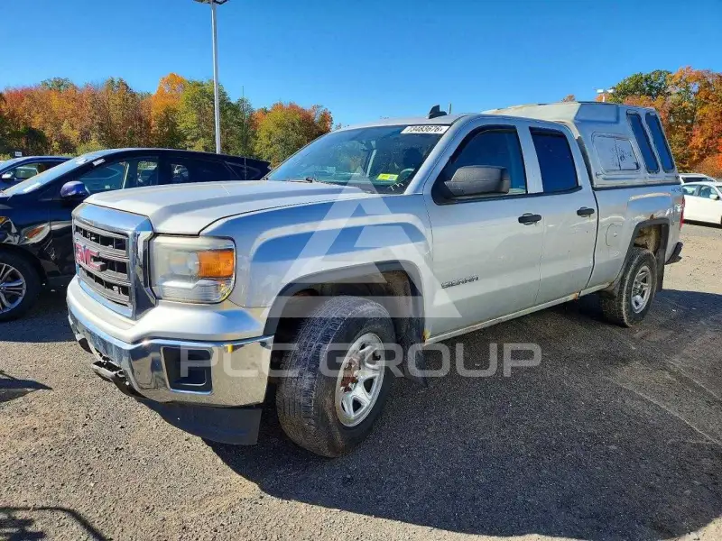 2015 GMC Sierra photo