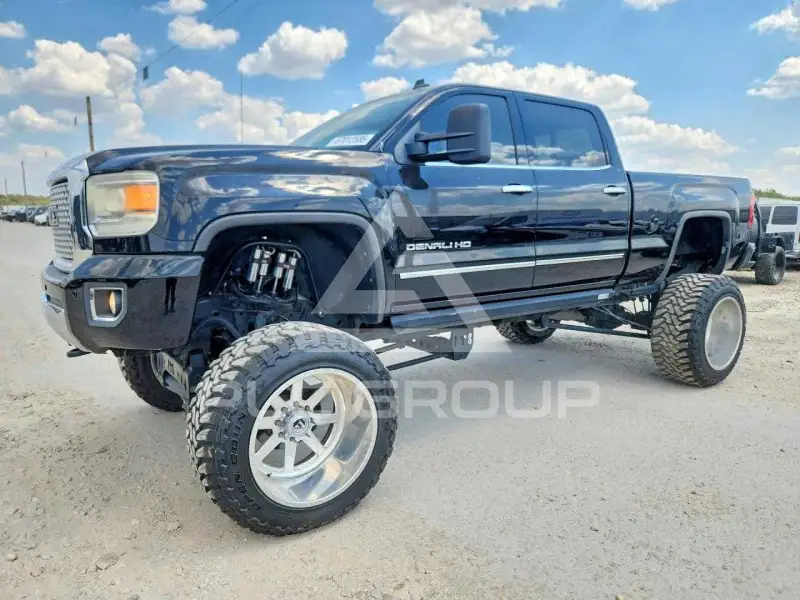 2015 GMC Sierra photo