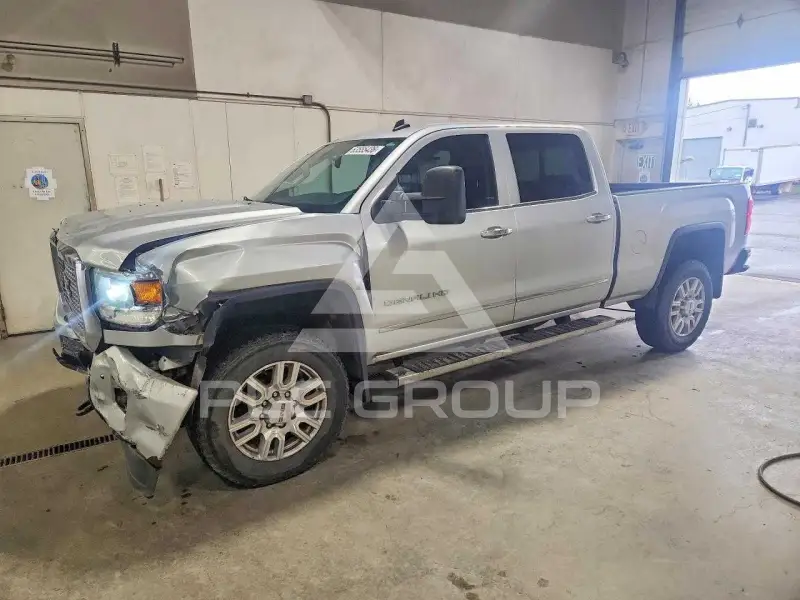 2015 GMC Sierra photo