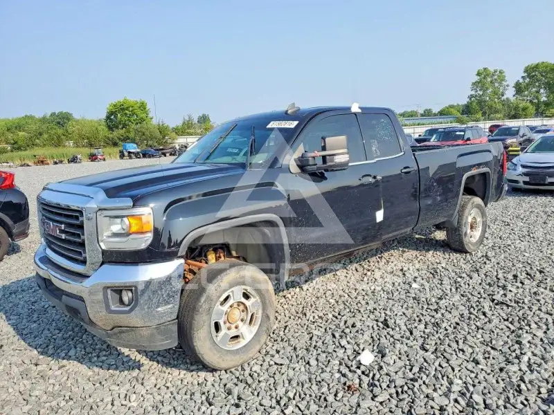 2015 GMC Sierra photo