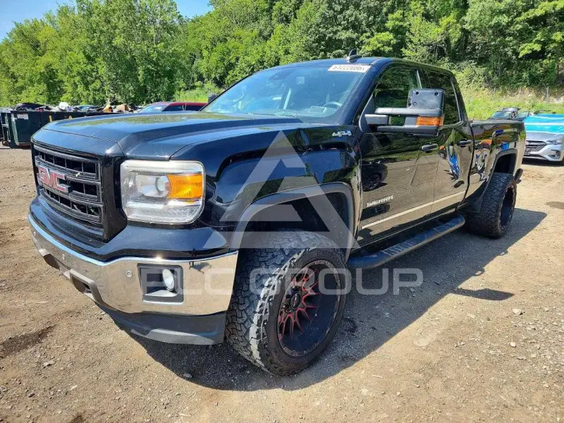 2015 GMC Sierra photo