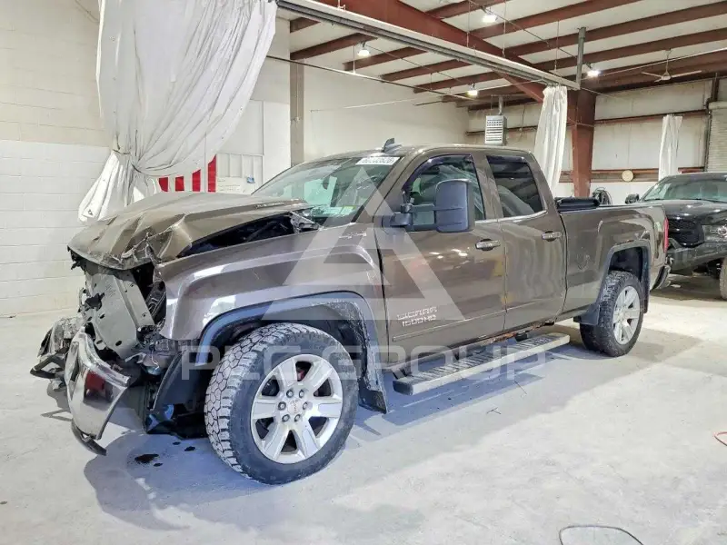 2015 GMC Sierra photo