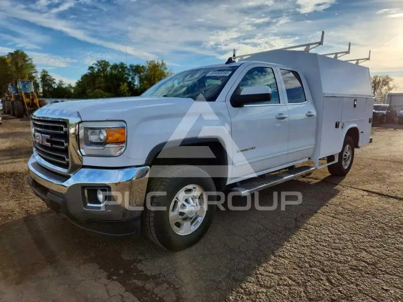 2015 GMC Sierra photo