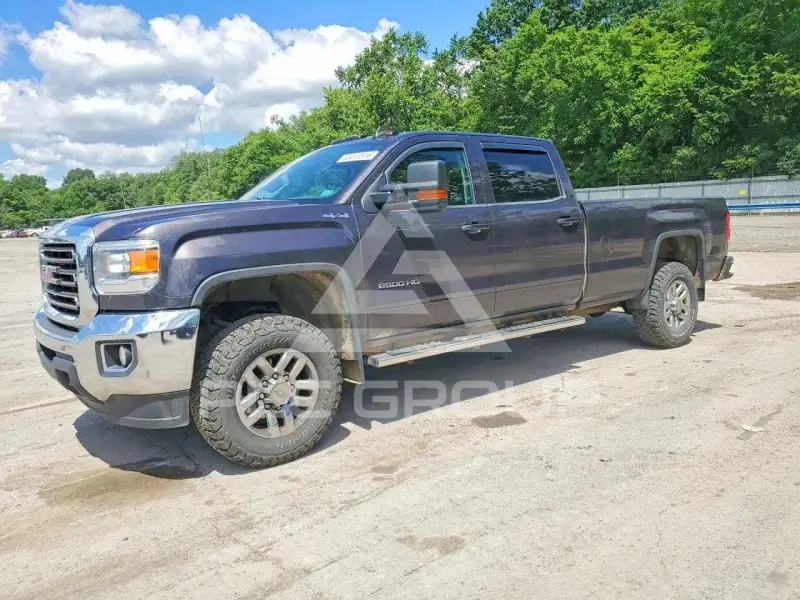 2015 GMC Sierra photo