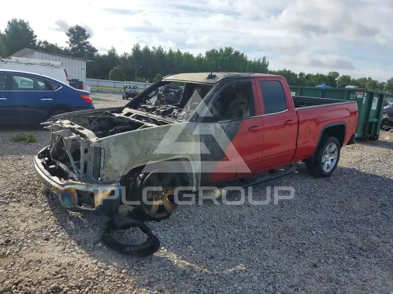 2015 GMC Sierra photo