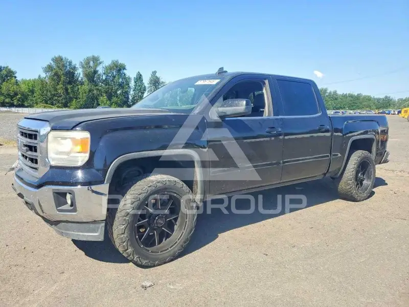 2015 GMC Sierra photo