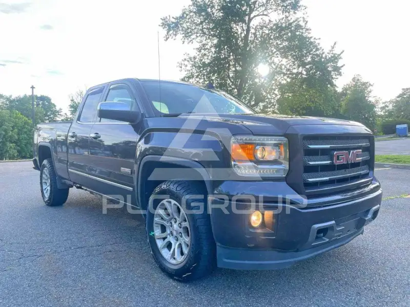 2015 GMC Sierra photo