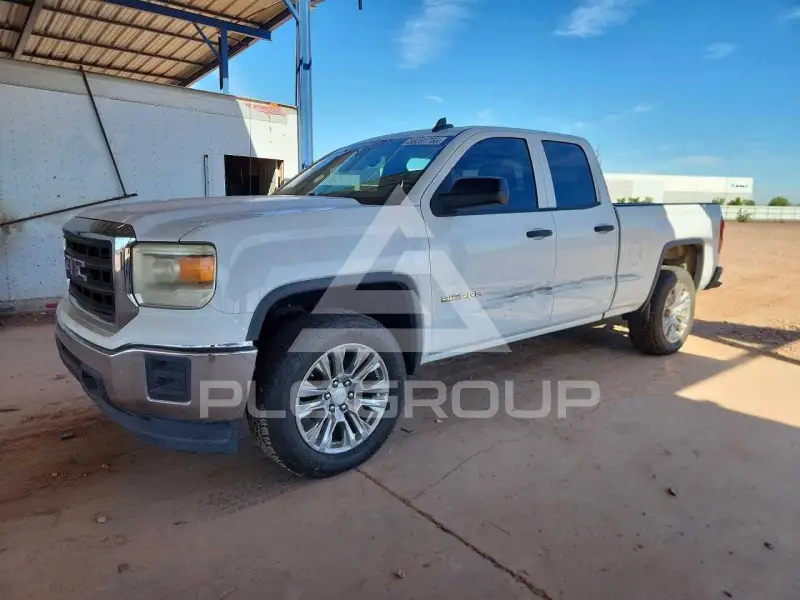2015 GMC Sierra photo