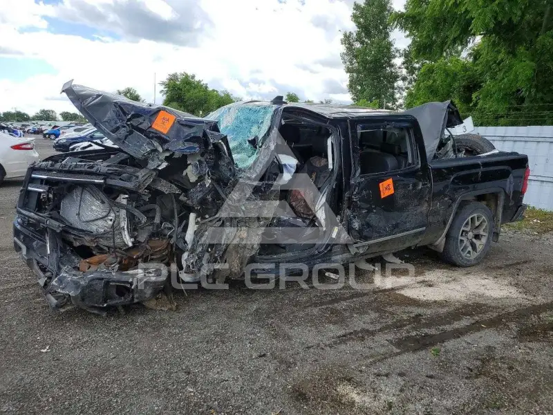 2015 GMC Sierra photo