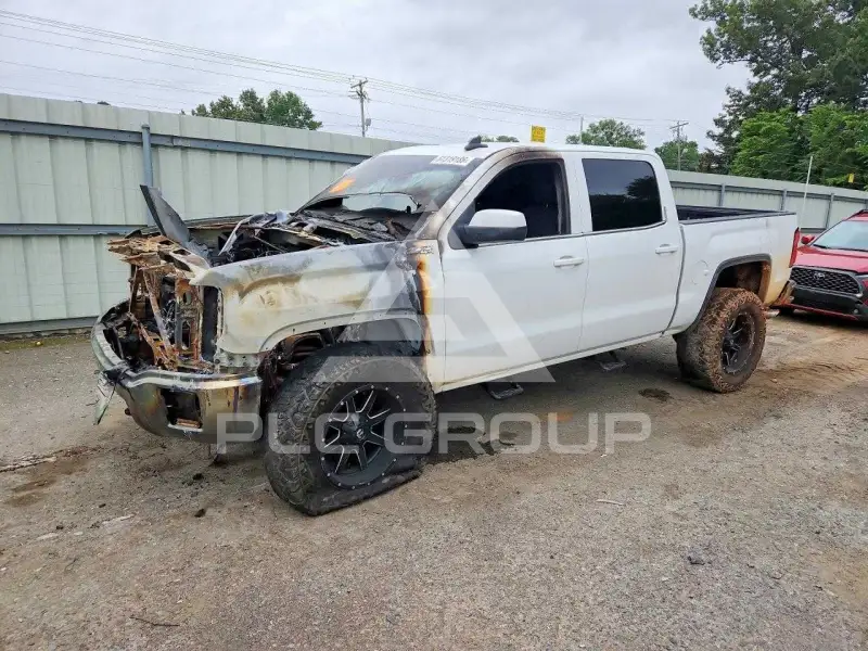 2015 GMC Sierra photo